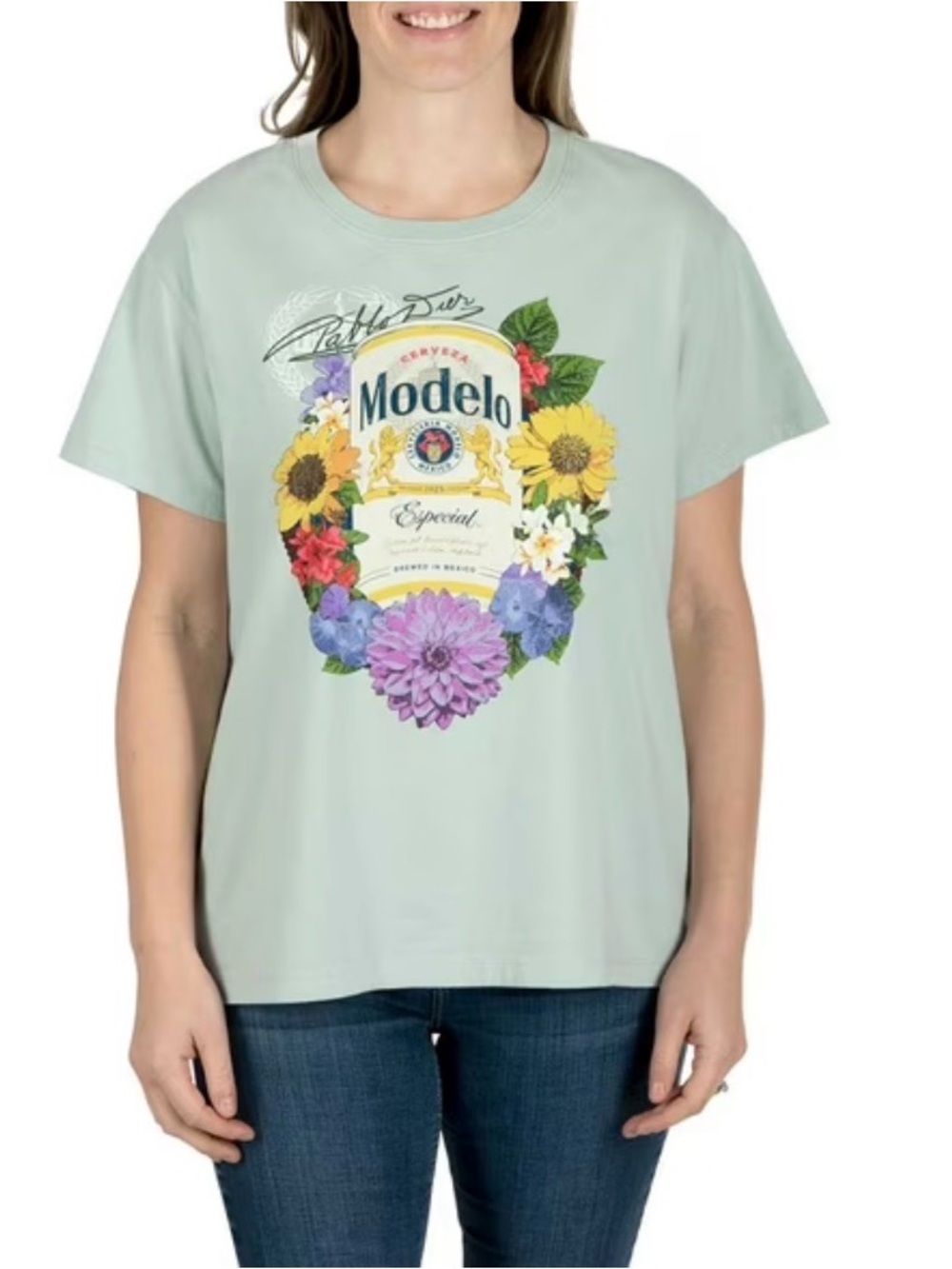 Women’s Modelo Graphic Tee Size XL Floral Graphic Tee Soft Pastel Sage Weekend